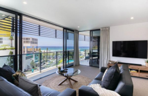 BEACH Getaway at Oracle 10602